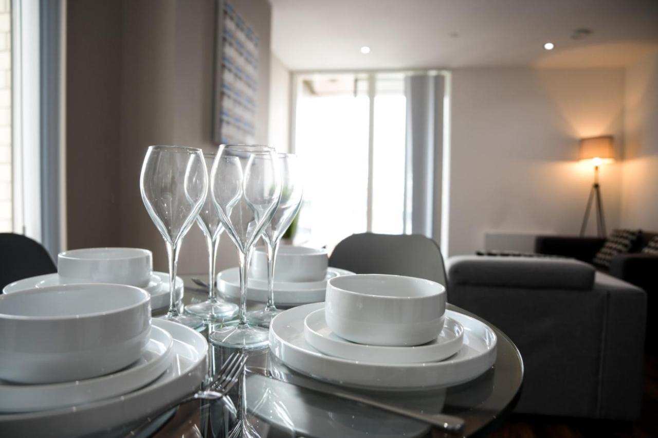 Onpoint Apartments - Spacious 2 Bedroom Apt - City Centre With Balcony Manchester Buitenkant foto