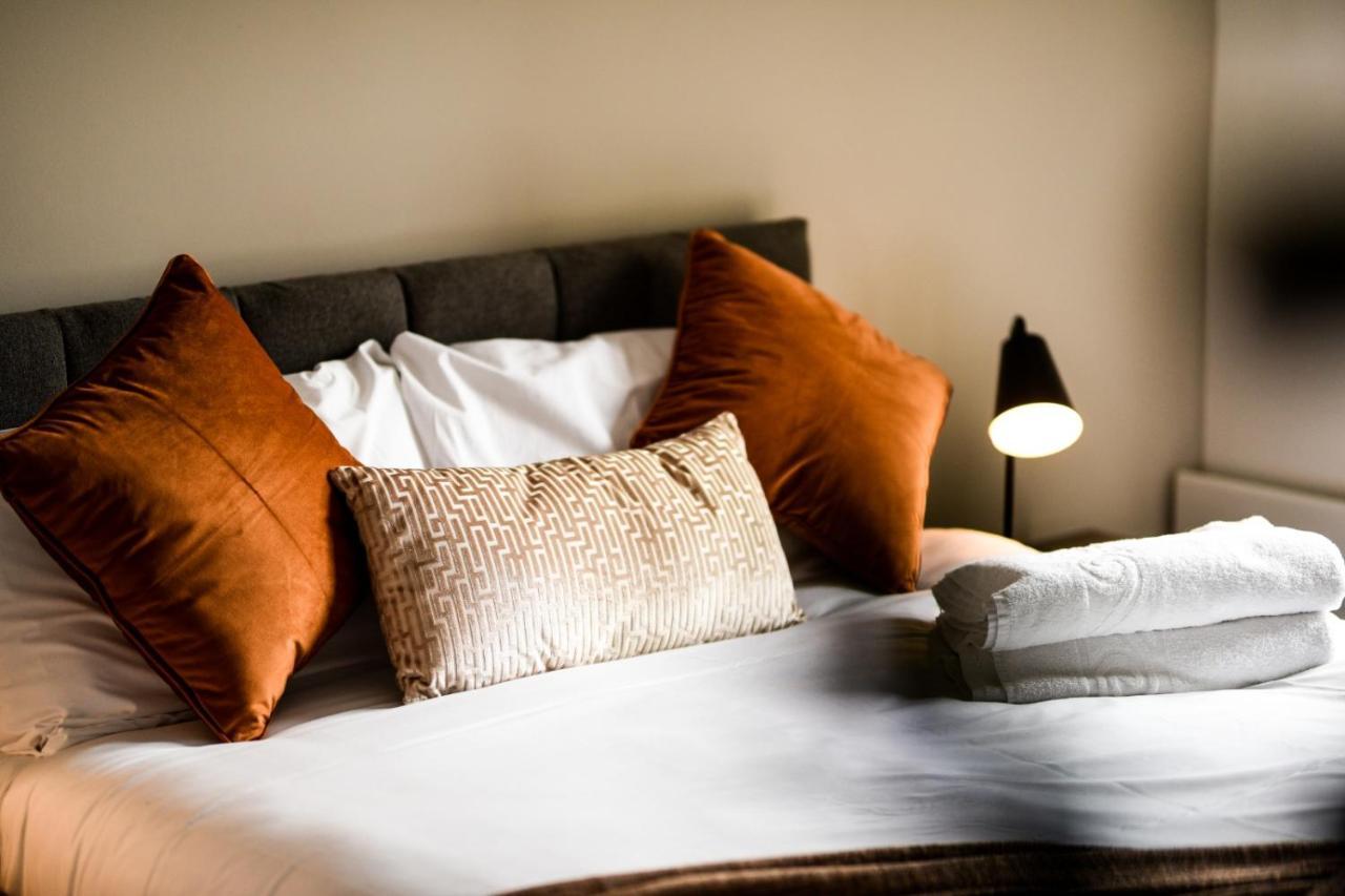 Onpoint Apartments - Spacious 2 Bedroom Apt - City Centre With Balcony Manchester Buitenkant foto