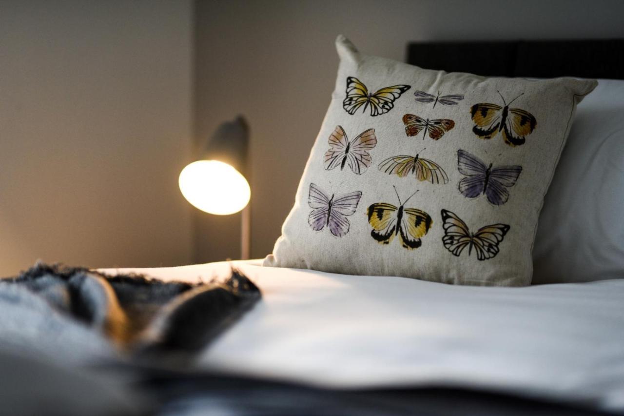 Onpoint Apartments - Spacious 2 Bedroom Apt - City Centre With Balcony Manchester Buitenkant foto