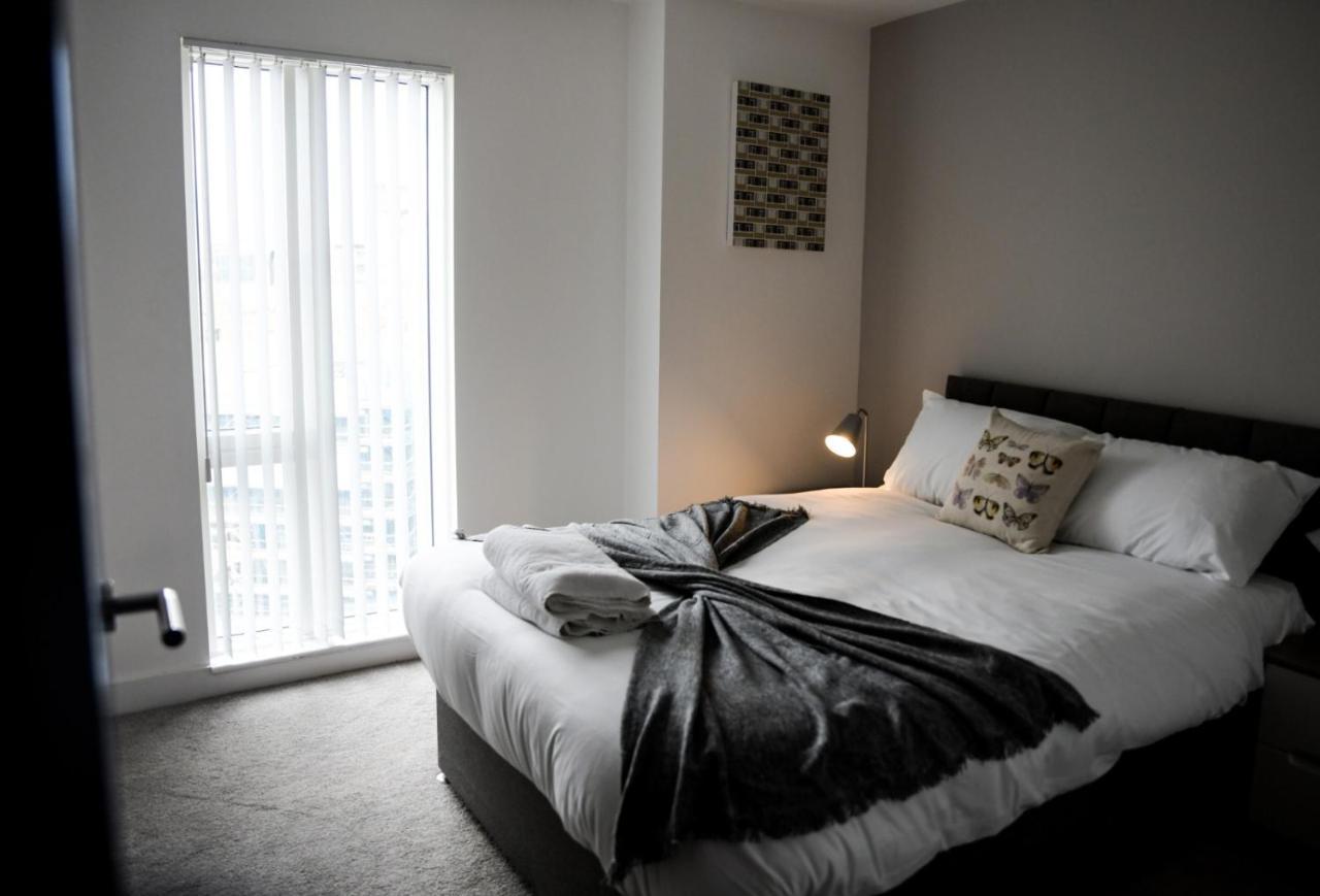 Onpoint Apartments - Spacious 2 Bedroom Apt - City Centre With Balcony Manchester Buitenkant foto