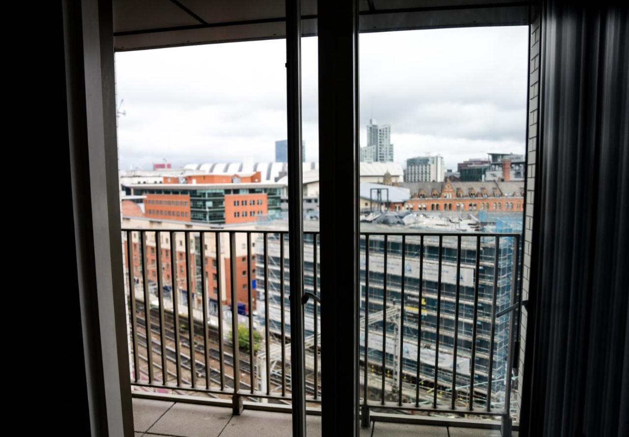 Onpoint Apartments - Spacious 2 Bedroom Apt - City Centre With Balcony Manchester Buitenkant foto
