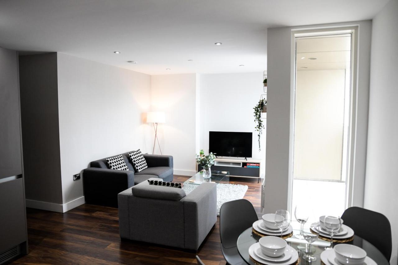 Onpoint Apartments - Spacious 2 Bedroom Apt - City Centre With Balcony Manchester Buitenkant foto