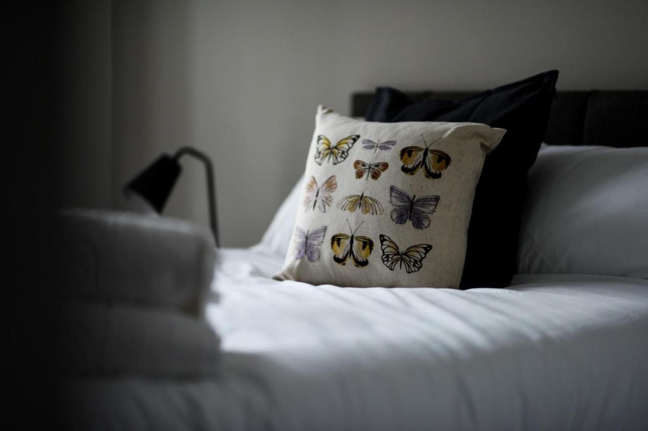 Onpoint Apartments - Spacious 2 Bedroom Apt - City Centre With Balcony Manchester Buitenkant foto