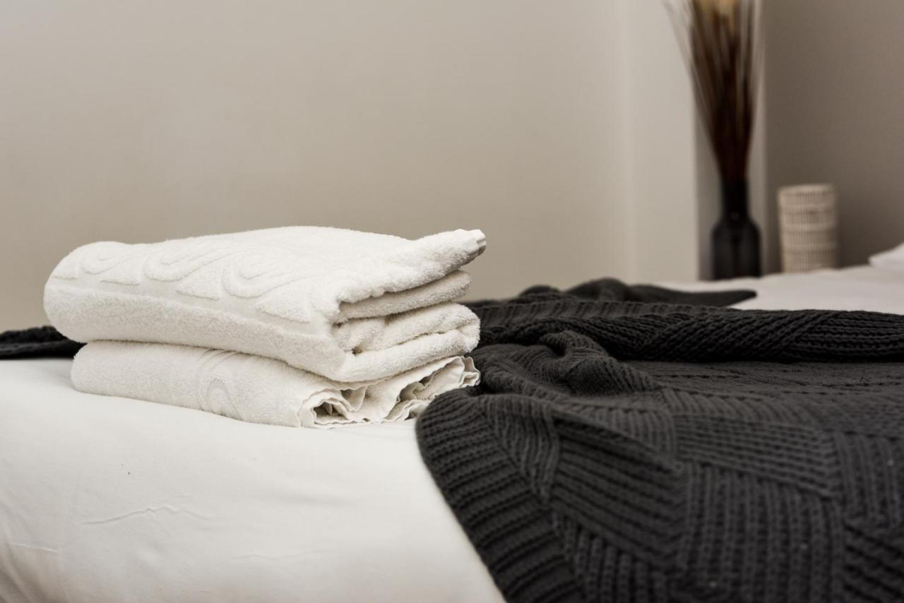 Onpoint Apartments - Spacious 2 Bedroom Apt - City Centre With Balcony Manchester Buitenkant foto
